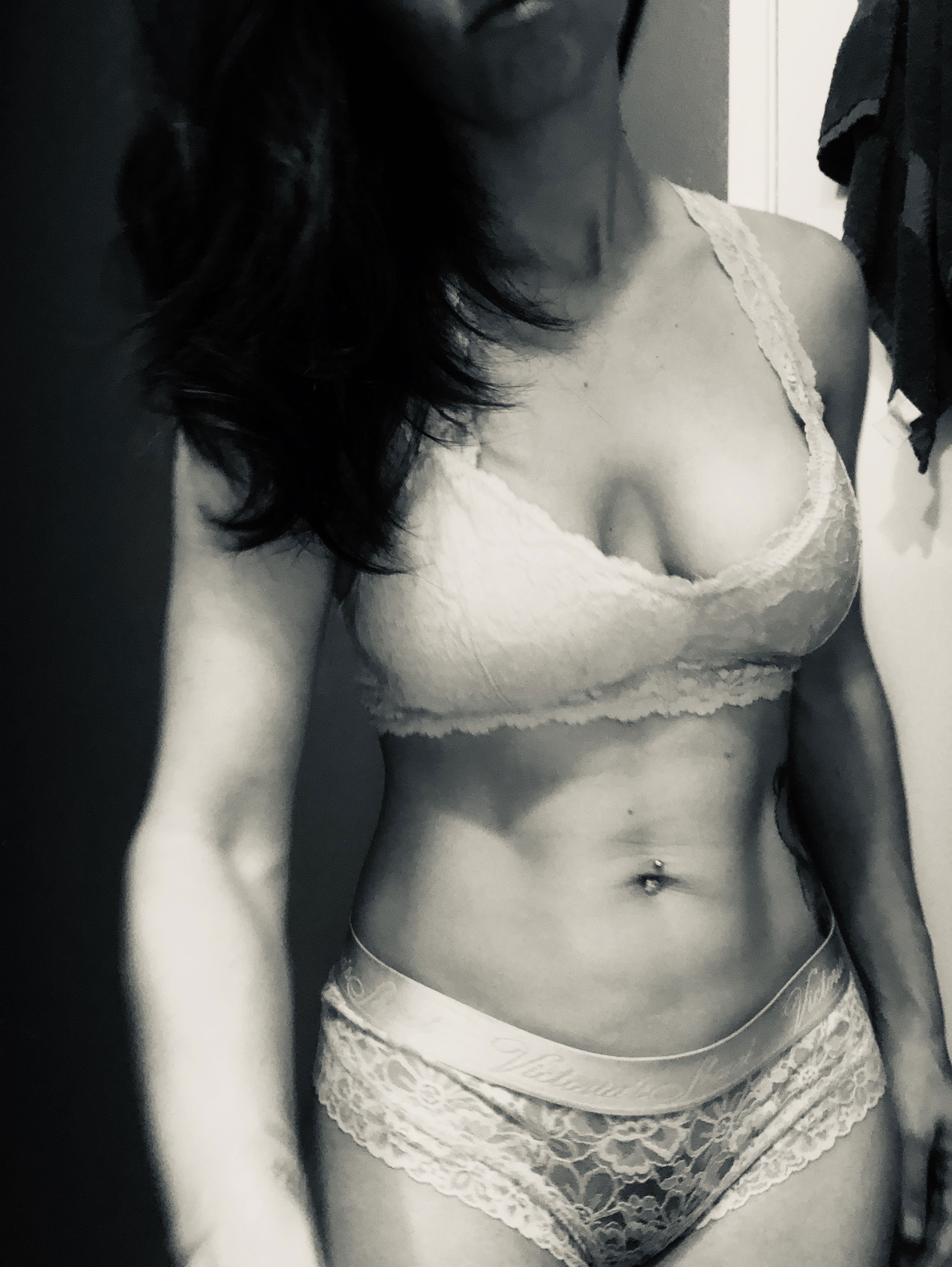 about model image about model image