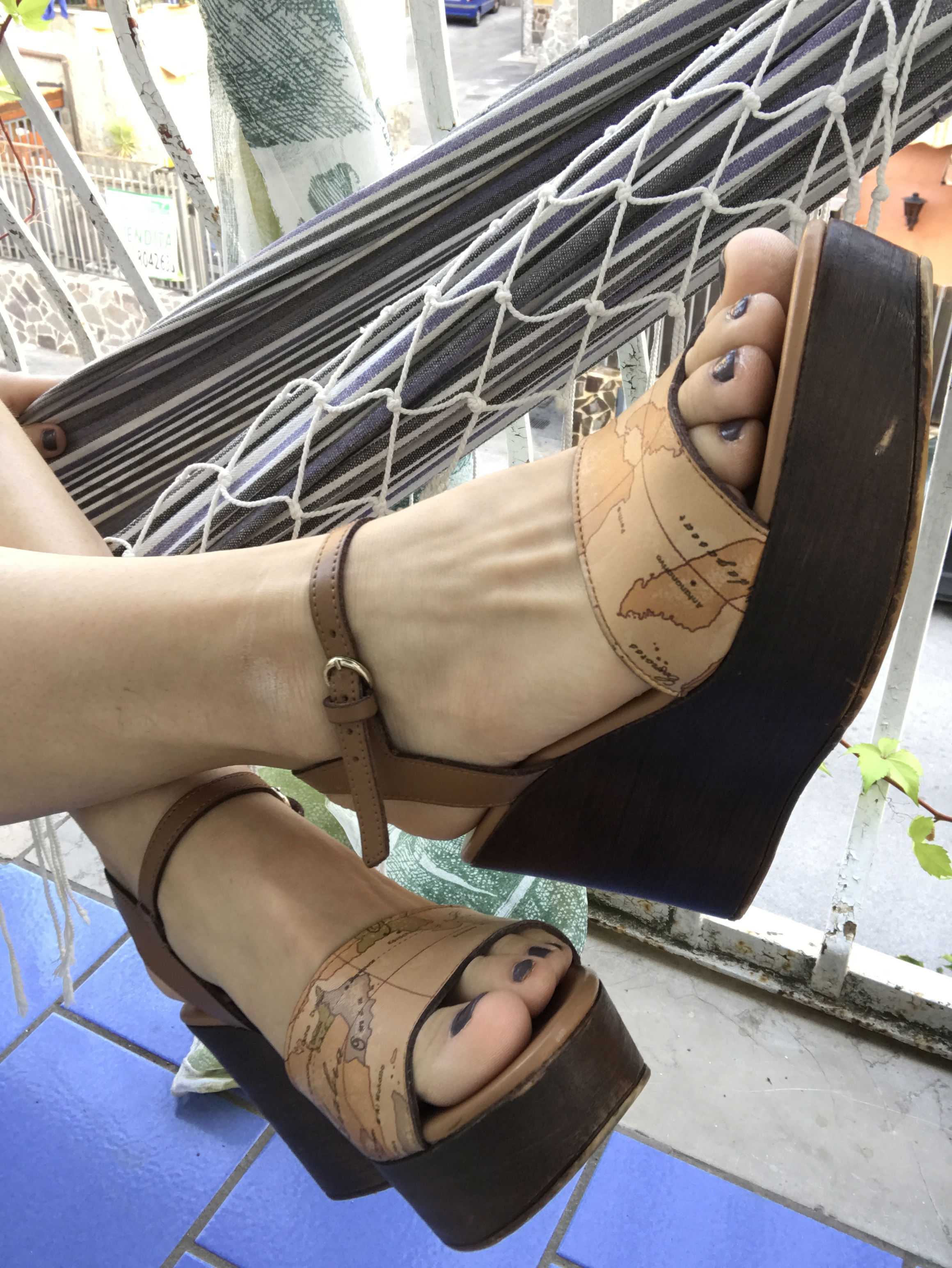 Introducing Dr. Wonder Woman:All You Need to Know About the Onlyfans Model