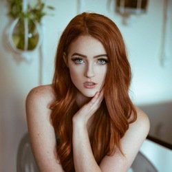 Introducing Kaiti Mackenzie:All You Need to Know About the Onlyfans Model