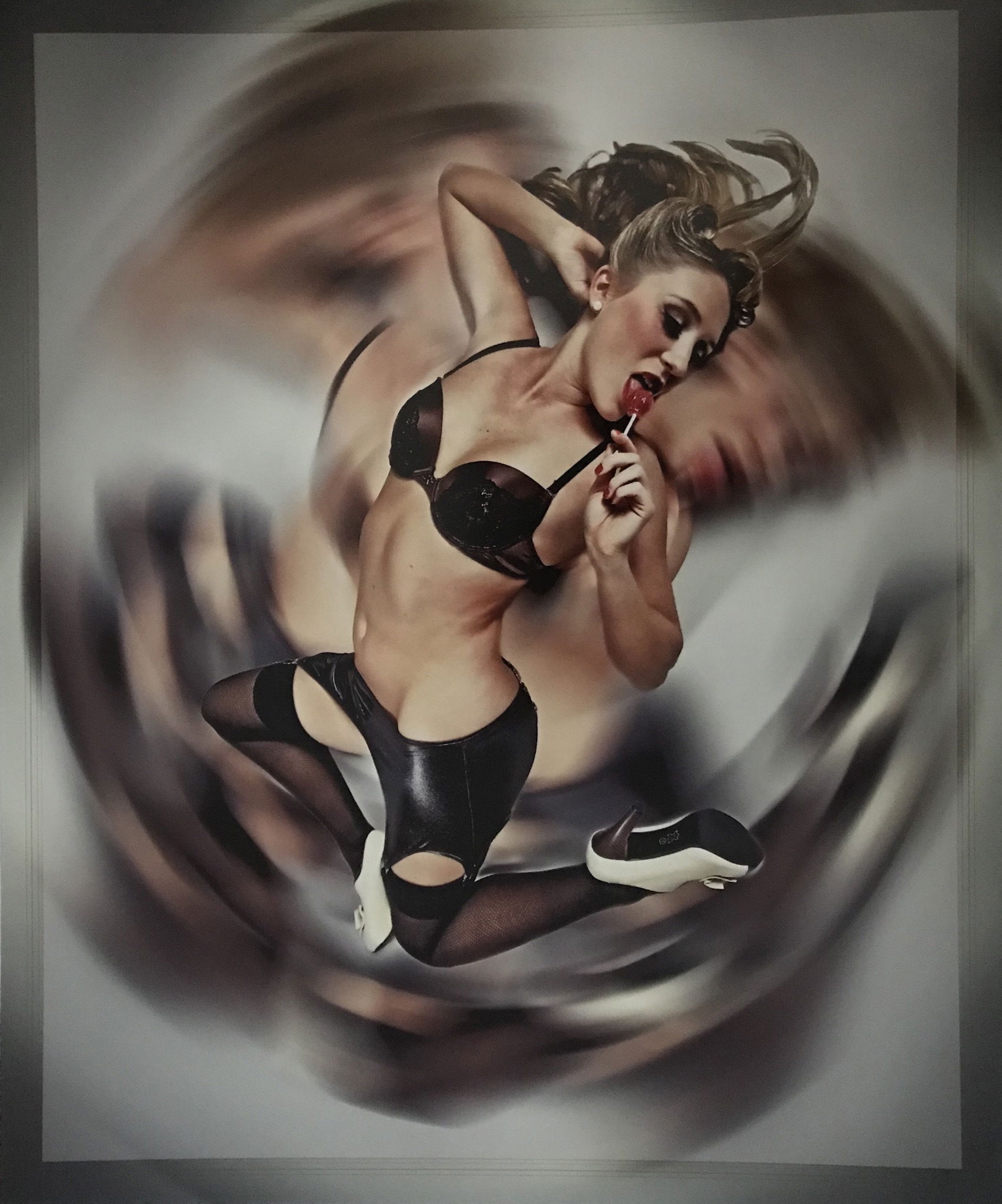 about model image about model image