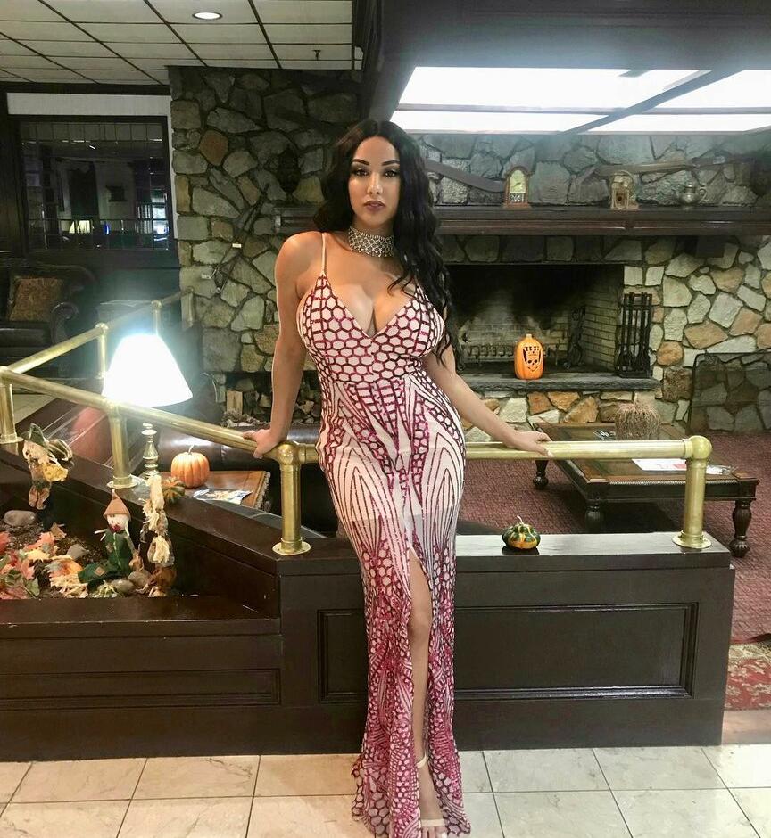 Introducing Miss_LeilaGrey, dear.leyla:All You Need to Know About the