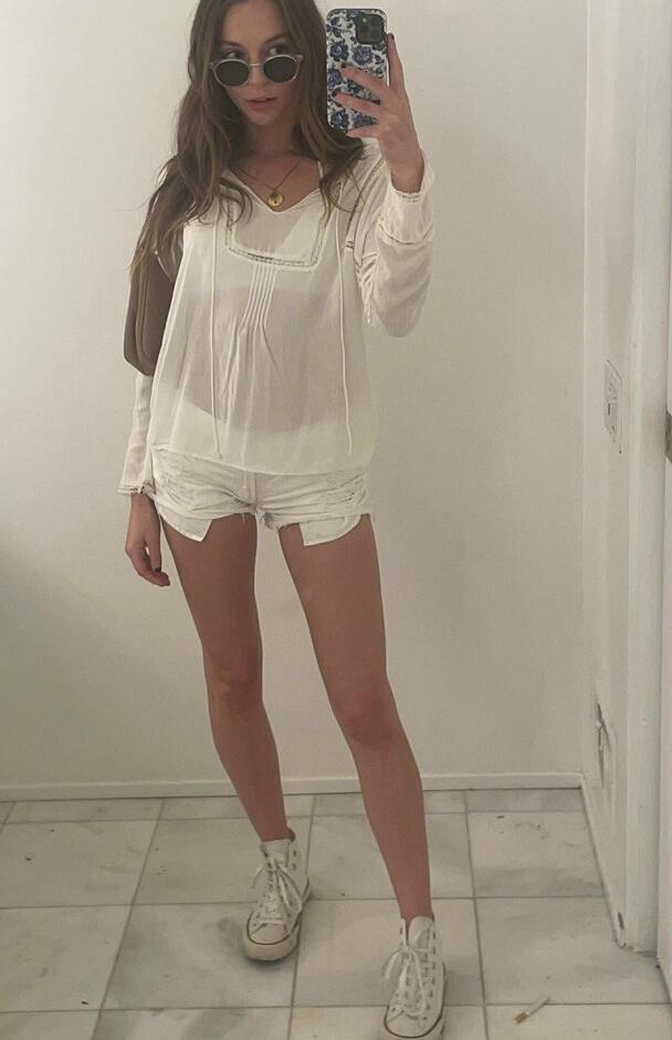 Introducing lily.larimar, lilylarimar:All You Need to Know About the