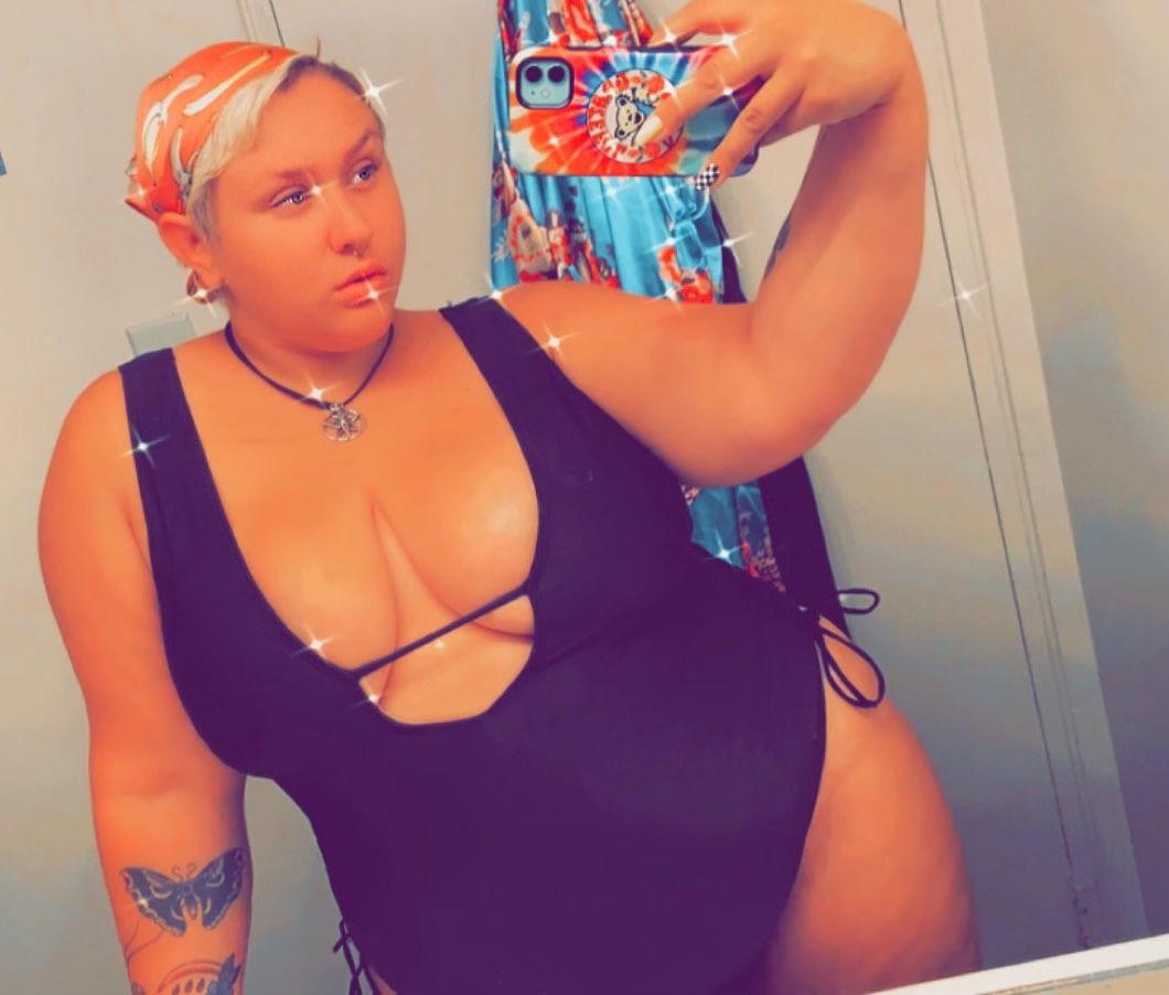 Thiccxwitcch profile avatar Thiccxwitcch profile avatar