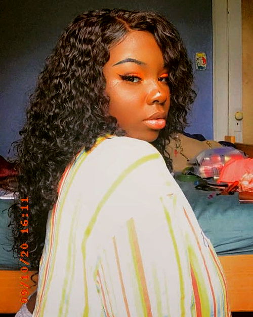 Introducing Honey Essence:All You Need to Know About the Onlyfans Model