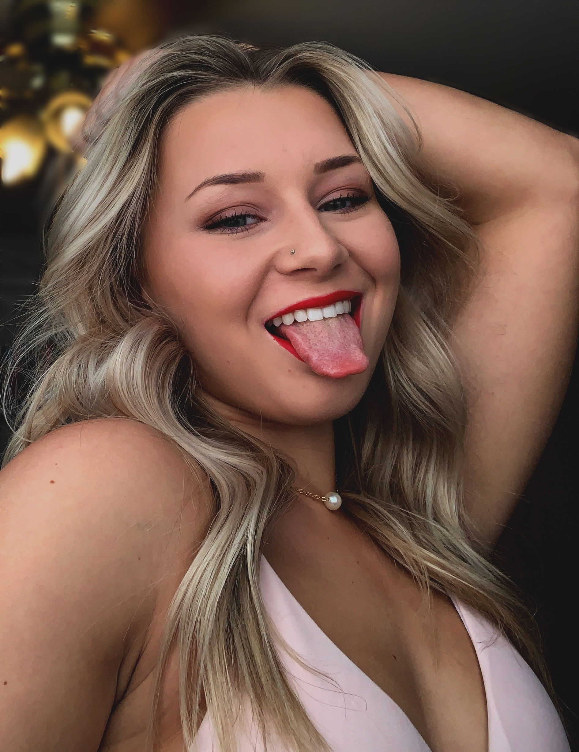 about model image about model image