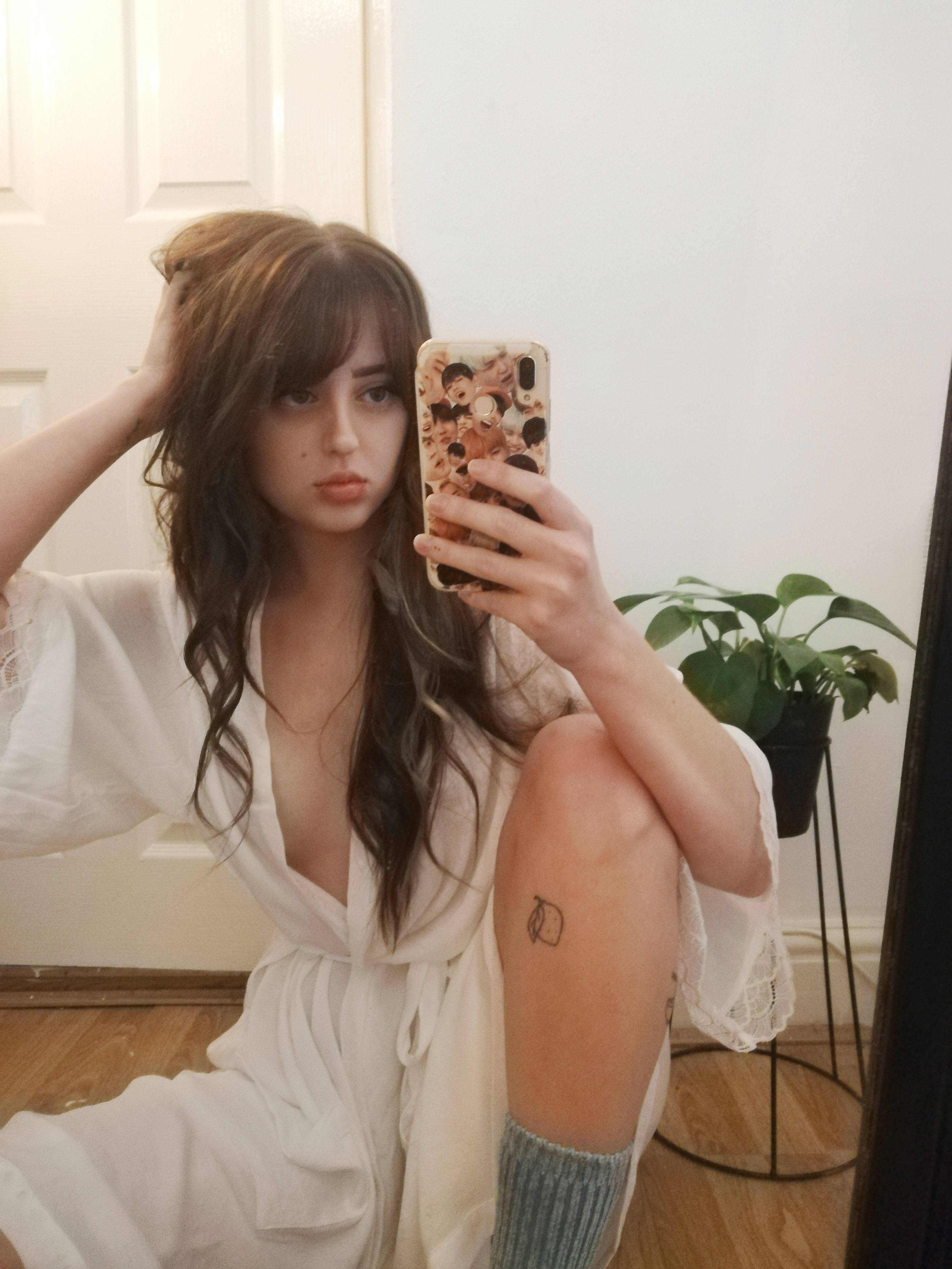 about model image about model image