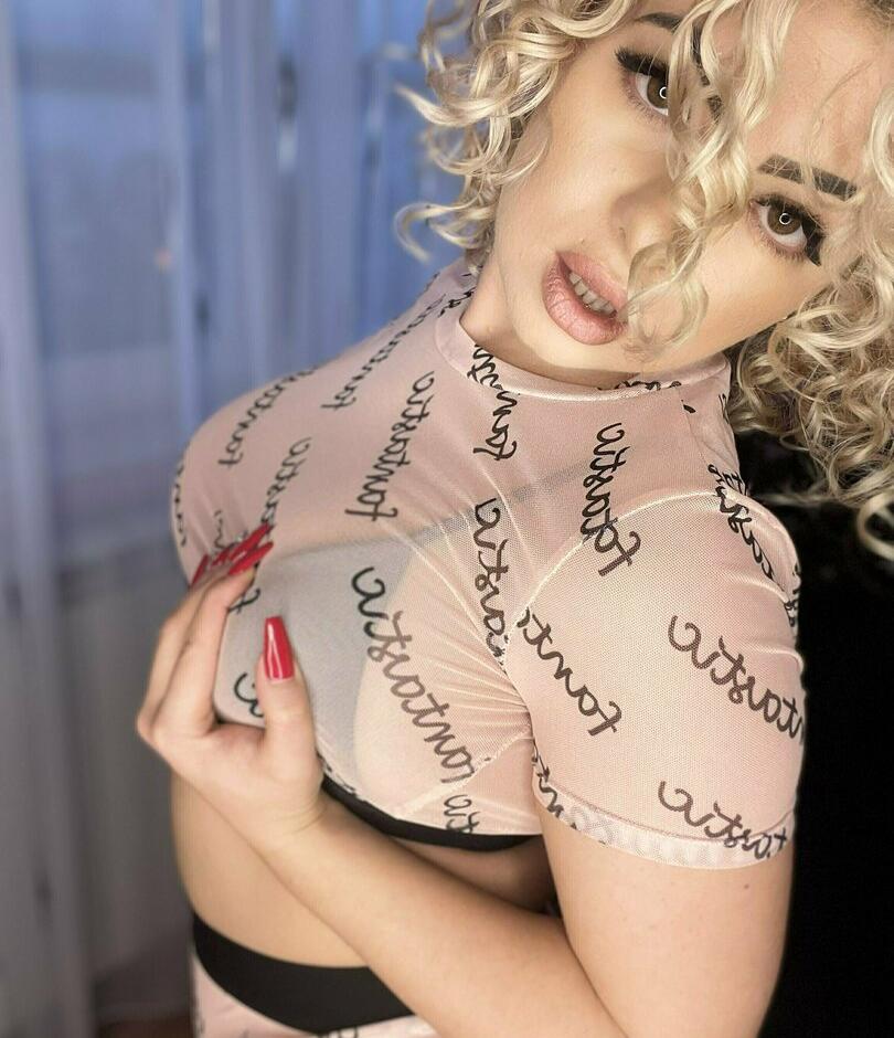 curly_lexi profile avatar