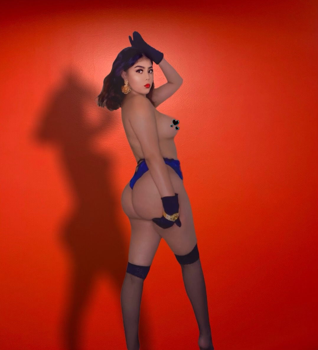 about model image about model image